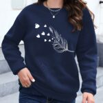 [Elegant Hearts Sweater] Elegant & Soft Women's Navy Blue Hearts Pattern Pullover Sweater | Long Sleeve Round Neck Sweater for Fall/Winter, Machine Washable Tops for Everyday & Formal Outfits, Ladies Sweaters, Autumn Apparel, Relaxed Fit, Comfortable Knitwear