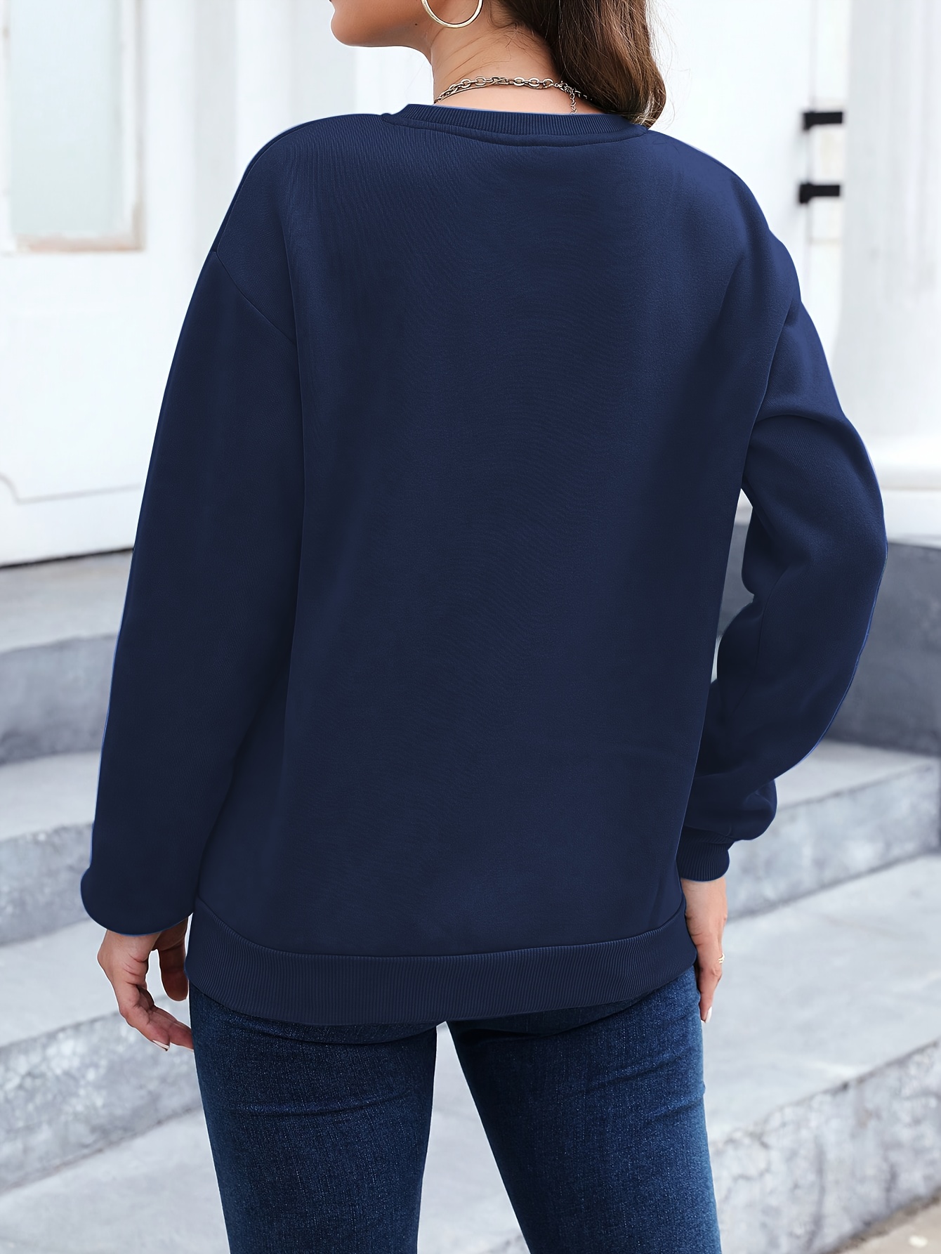 [Elegant Hearts Sweater] Elegant & Soft Women's Navy Blue Hearts Pattern Pullover Sweater | Long Sleeve Round Neck Sweater for Fall/Winter, Machine Washable Tops for Everyday & Formal Outfits, Ladies Sweaters, Autumn Apparel, Relaxed Fit, Comfortable Knitwear